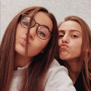 Meet your Posher, Liz